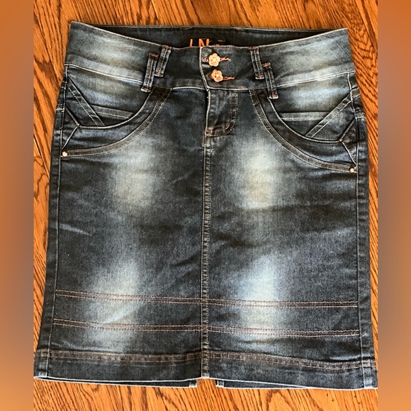 LN Jeans Faded Black Wash Pencil Skirt - Picture 5 of 14